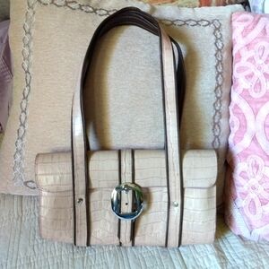 Tanner's Alley Designer Pink Leather The Cambridge Buckle in the Round Handbag